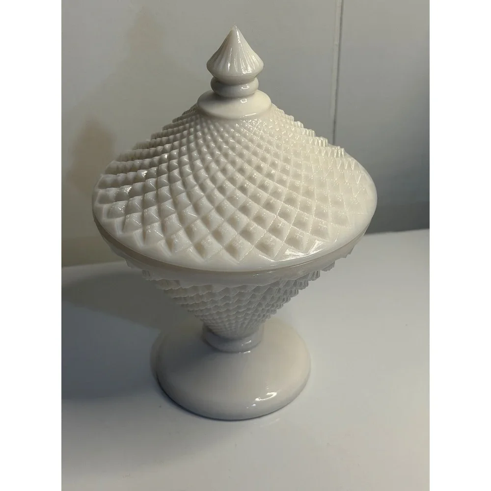 Fenton vtg milk